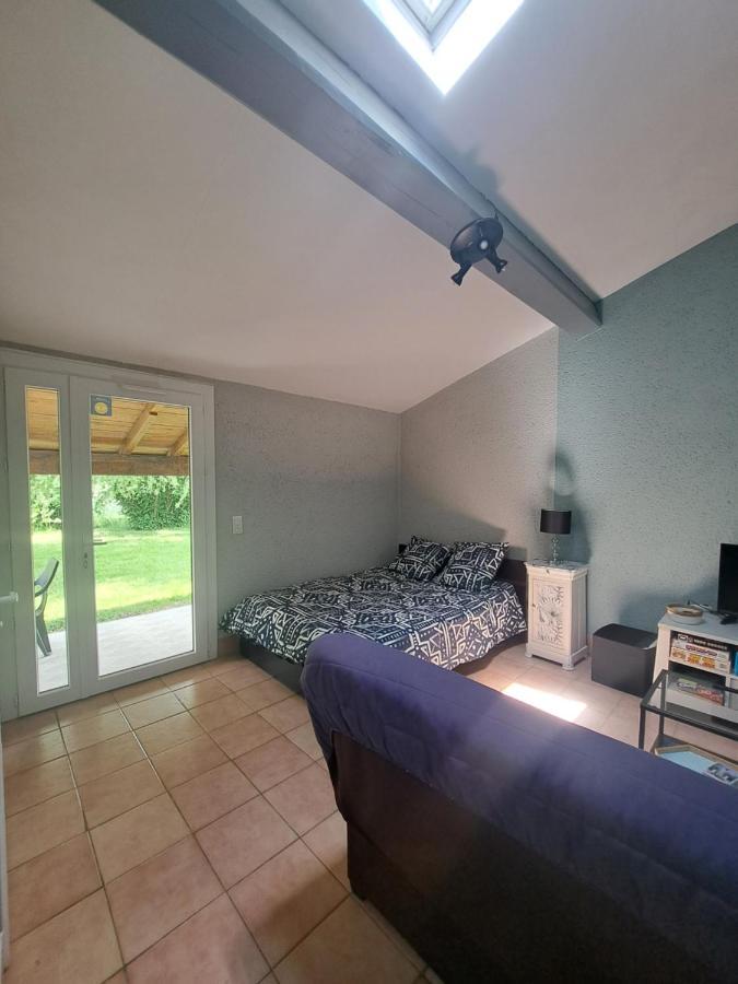 Studio Avec Jardin A 5 Min Du Parc Walibi Roquefort  ภายนอก รูปภาพ