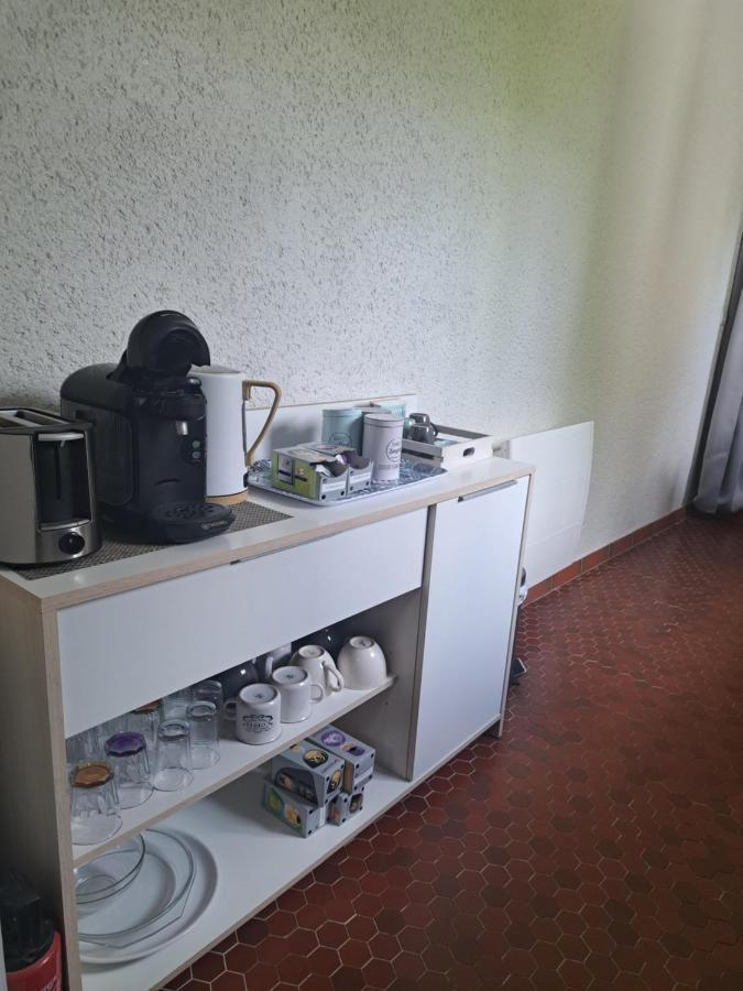Studio Avec Jardin A 5 Min Du Parc Walibi Roquefort  ภายนอก รูปภาพ